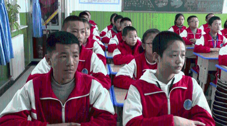 苹果手机excel为什么不能编辑了？游戏画面